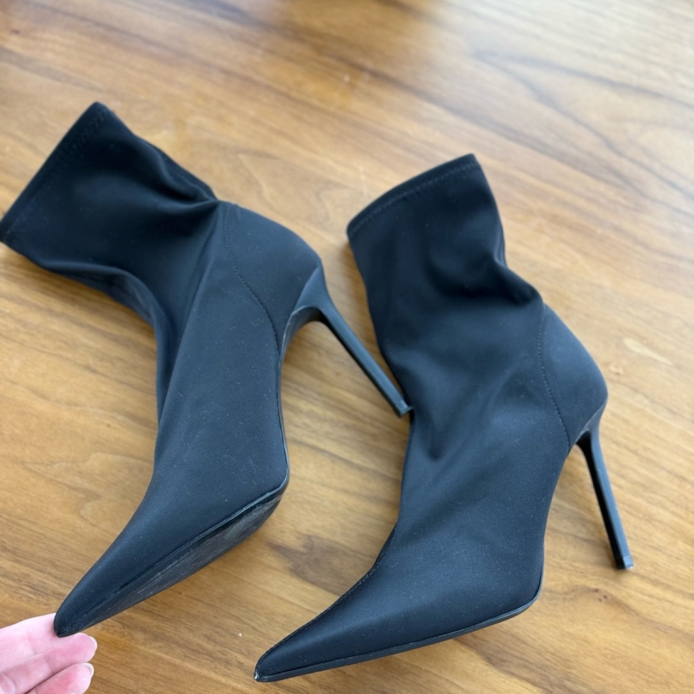 Elegant Black Stiletto Heel Boots. Size 38. Zara. Color Black. Like new